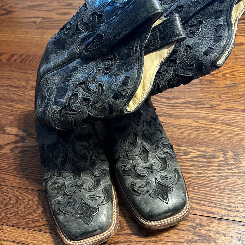 Corral Black boots